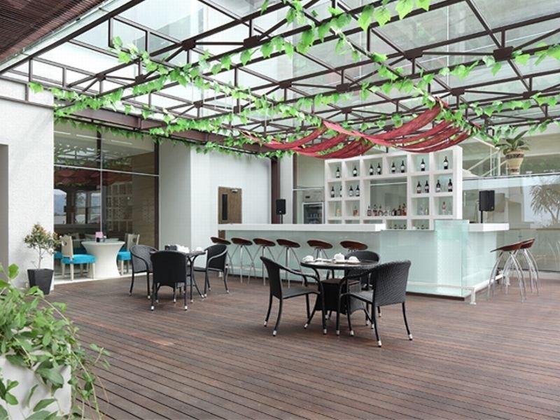 Mercure Padang Exterior photo