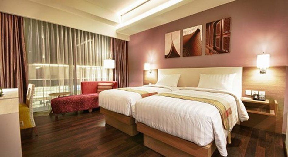 Mercure Padang Exterior photo